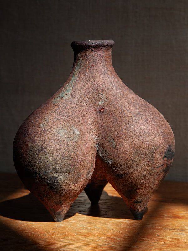 tripod vessel, in black stoneware clay, black velvet raku #2
