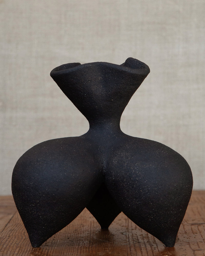 Splay Leg Tripod vessel in black textured stoneware #1