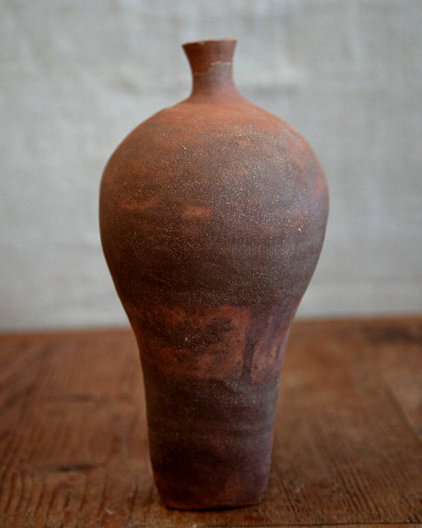 Hairpin vessel, in raw sunset clay, No.2